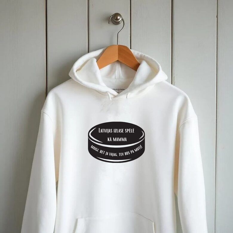 DŽEMPERIS " SPĒLĒ KĀ MAMMA"